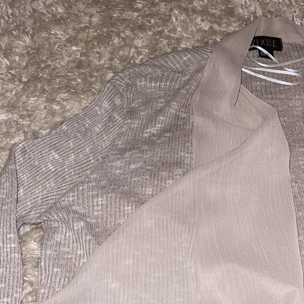 Vixbe Sweater - Picture 2 of 3